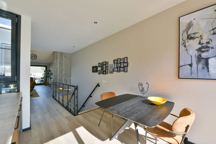 Foto 19 van Burgemeester Padmosweg 208-B