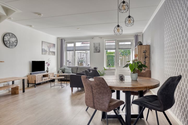 Foto 2 van Lover 145