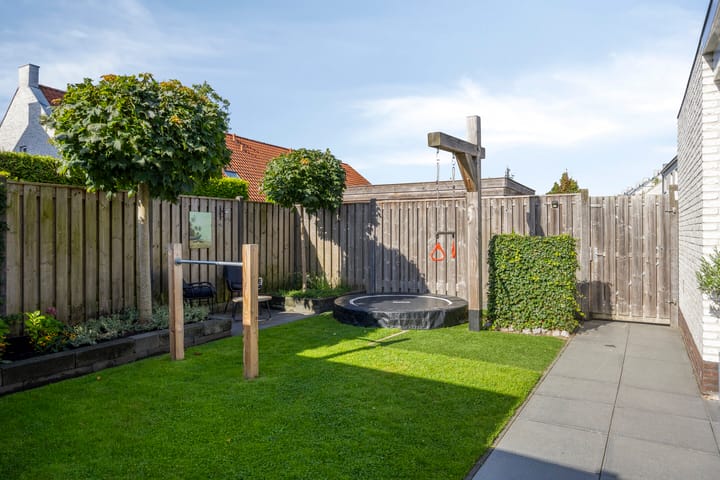 Foto 24 van Lover 145