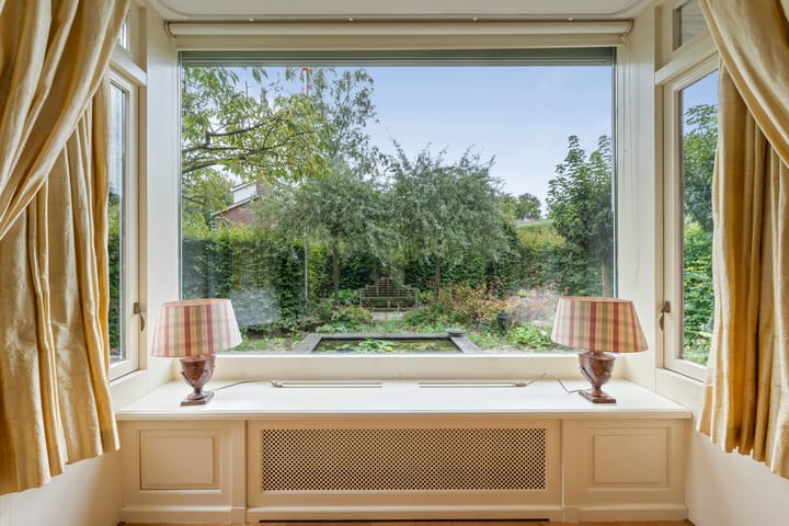 Foto 10 van Ruys de Perezlaan 10