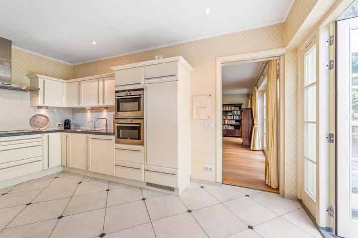 Foto 15 van Ruys de Perezlaan 10