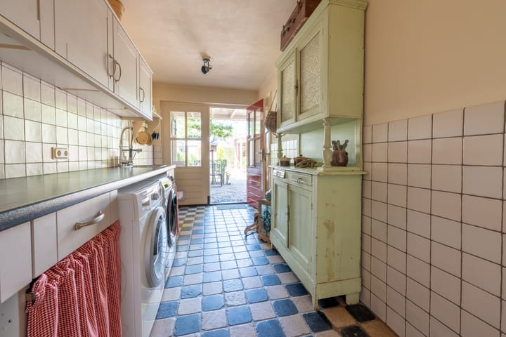 Foto 15 van Nieuwkuijksestraat 158-A