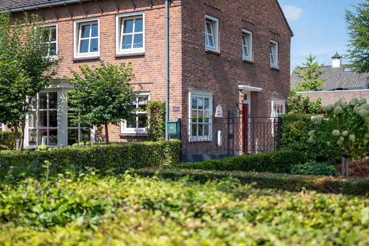 Foto 45 van Nieuwkuijksestraat 158-A