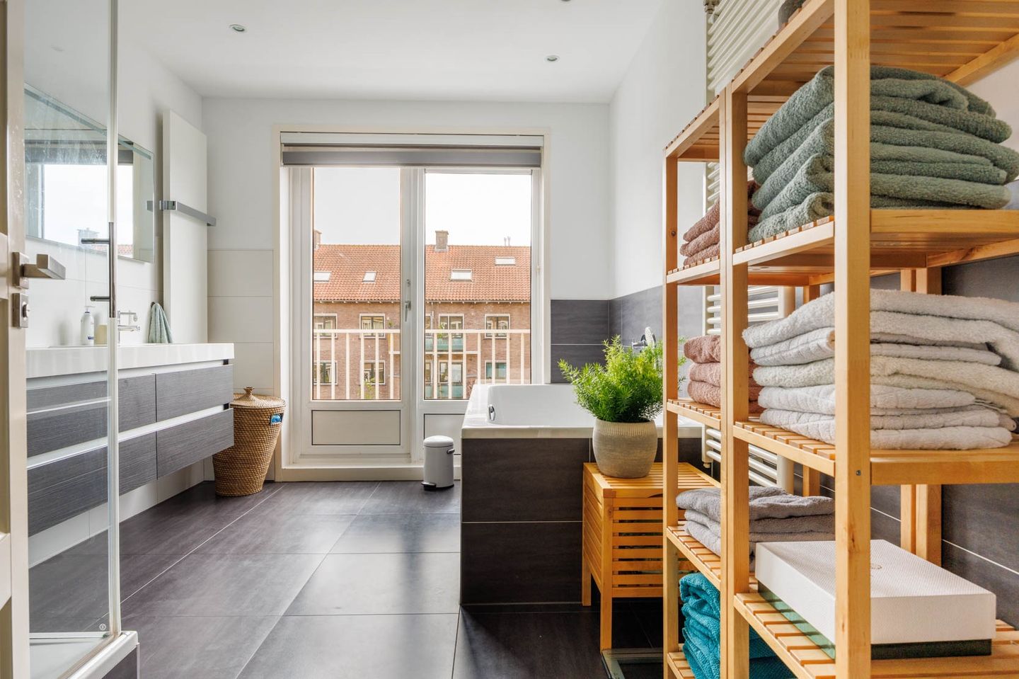 Foto 14 van Moddermanstraat 17