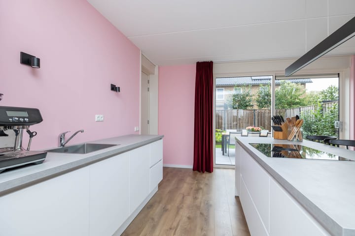 Foto 25 van Kroepnevel 25