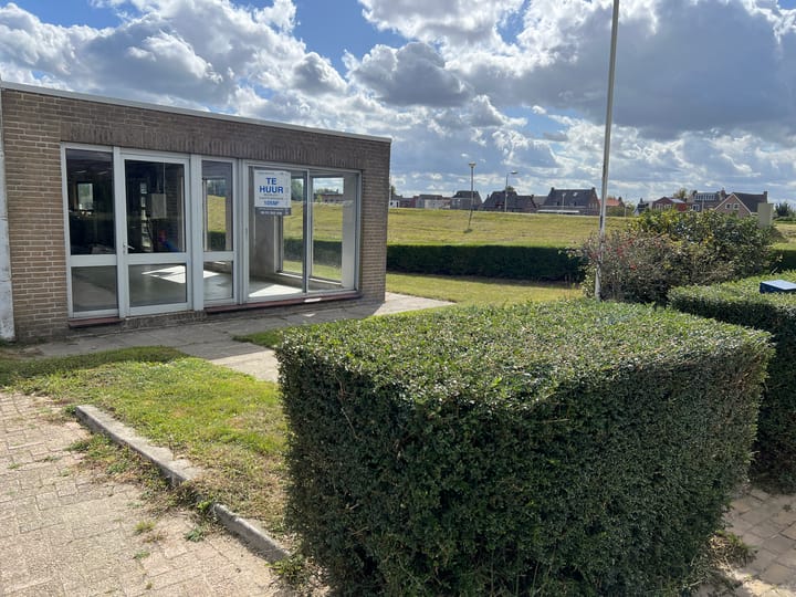 Biesboschweg 1, Lage Zwaluwe