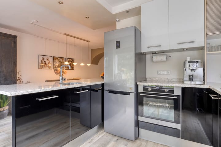 Photo 21 of Zevenblad 30