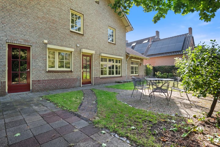 Photo 31 of Zuidoosterlaan 3