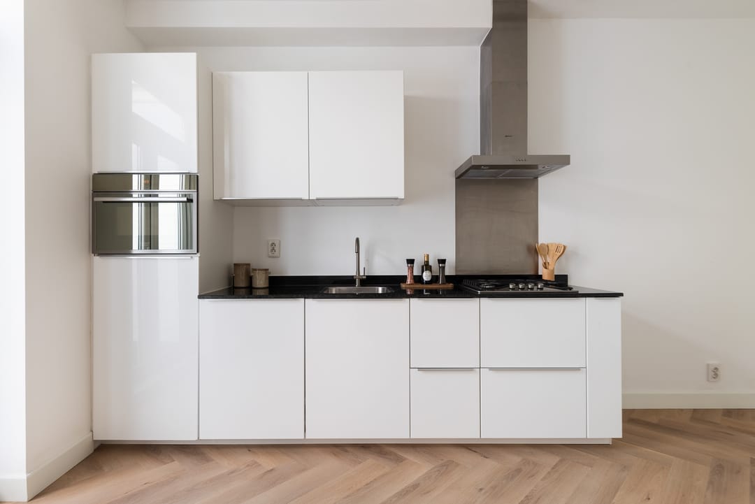 Photo 8 of Emmastraat 14-E