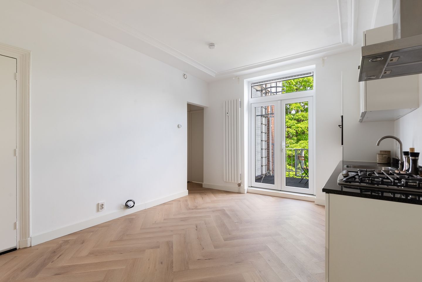 Photo 10 of Emmastraat 14-E