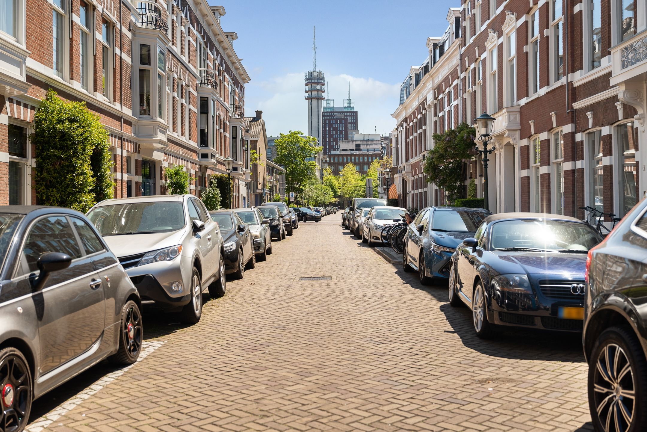 Photo 18 of Emmastraat 14-E