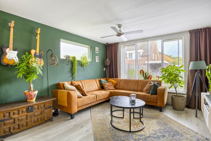 Photo 4 of Echternachstraat 2