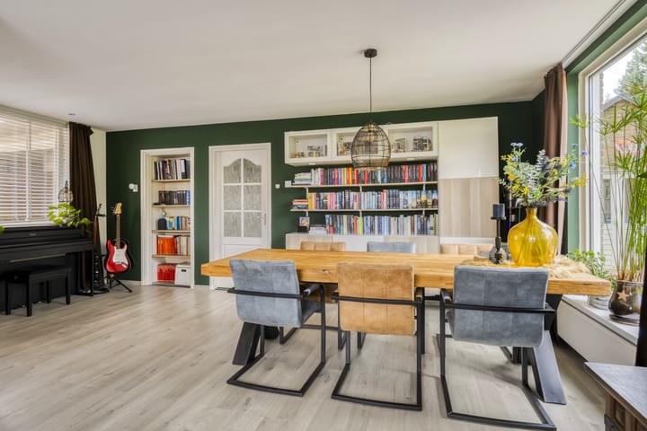 Photo 6 of Echternachstraat 2