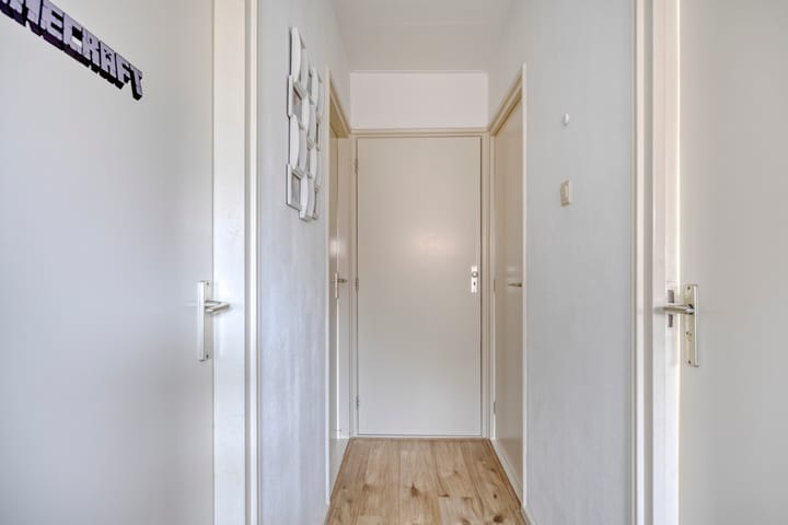 Photo 19 of Echternachstraat 2