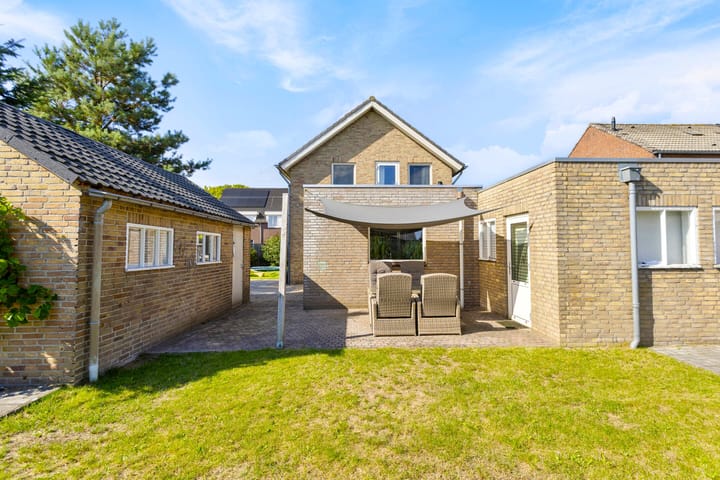 Photo 29 of Echternachstraat 2