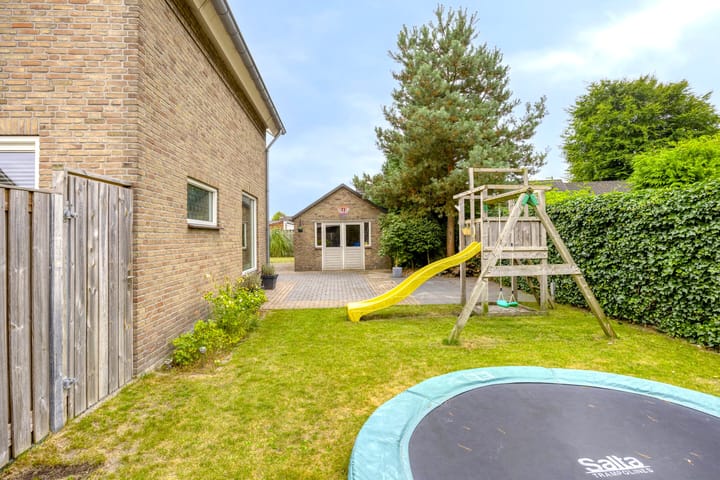 Photo 31 of Echternachstraat 2