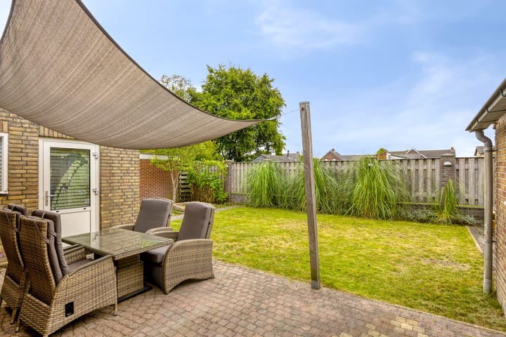 Photo 33 of Echternachstraat 2