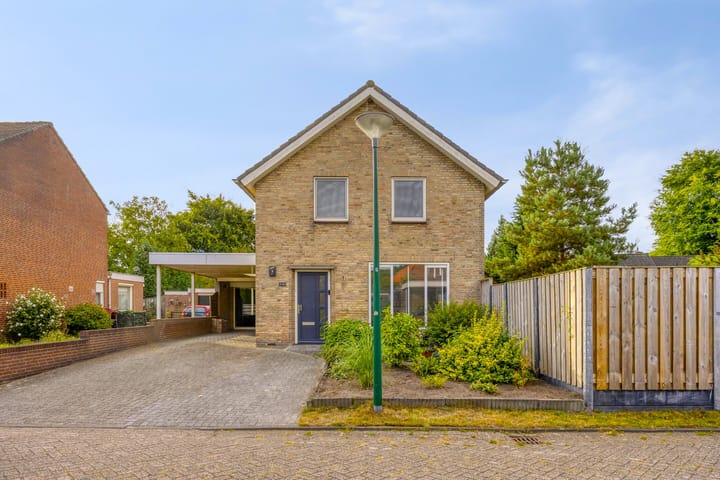 Photo 36 of Echternachstraat 2