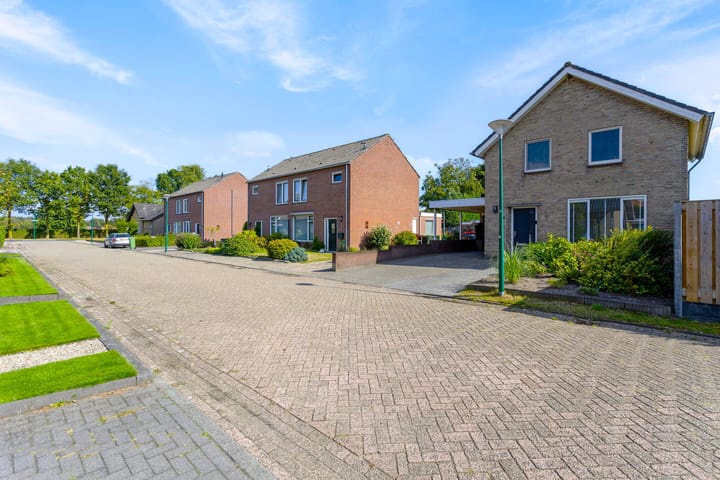 Photo 37 of Echternachstraat 2