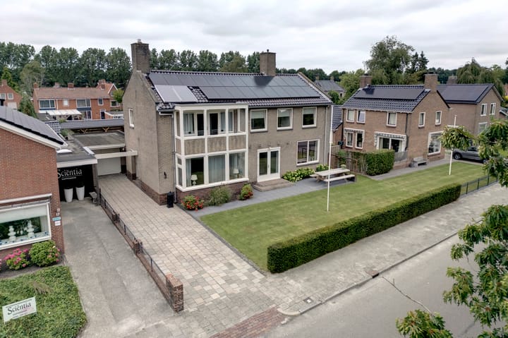 Photo 2 of Dr. Aletta Jacobsstraat 19