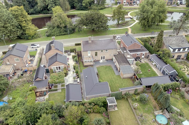 Photo 13 of Dr. Aletta Jacobsstraat 19