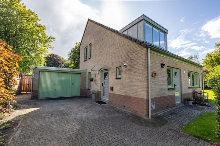 Foto 7 van Middendorp 25