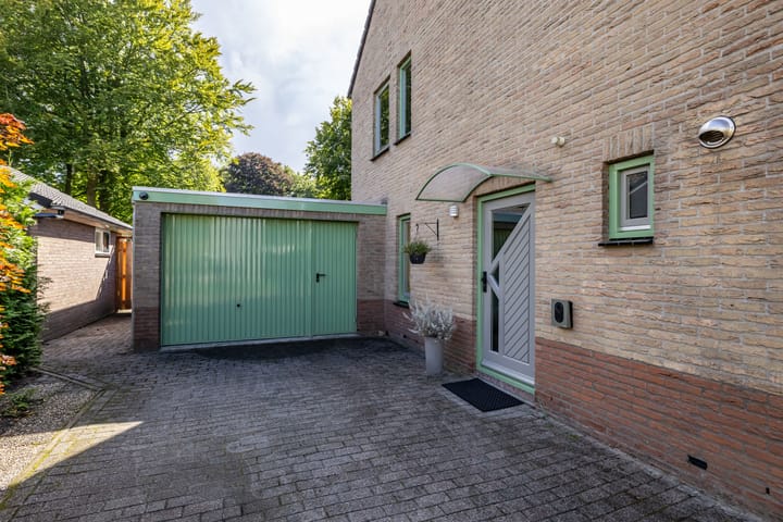 Foto 8 van Middendorp 25