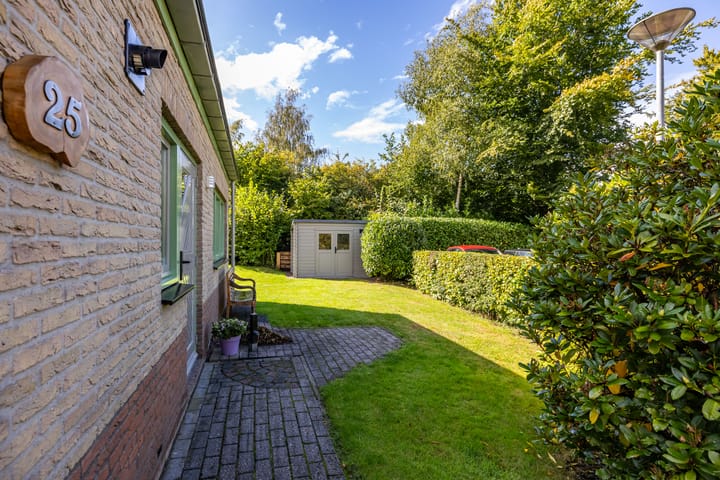 Foto 9 van Middendorp 25