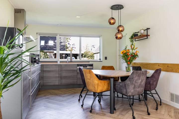 Foto 37 van Middendorp 25