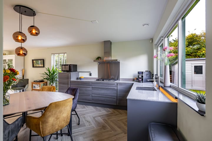 Foto 41 van Middendorp 25