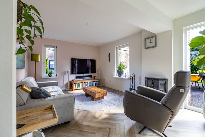 Foto 46 van Middendorp 25