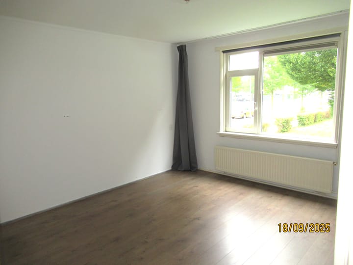 Photo 11 of Herman Boerhaavelaan 74