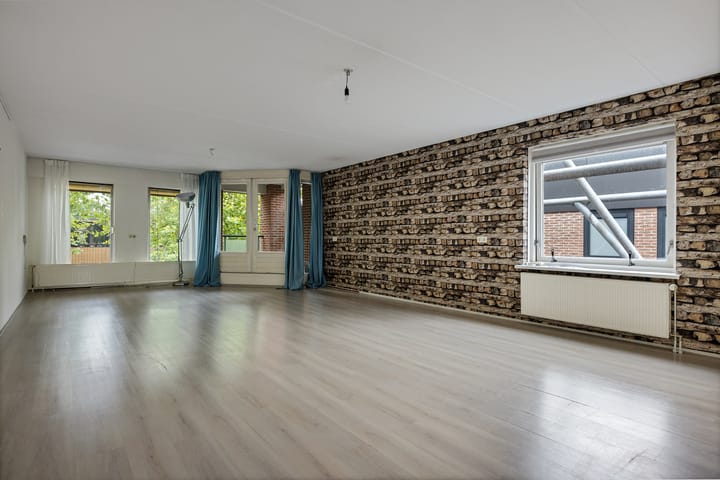 Photo 2 of de Dam 21-A