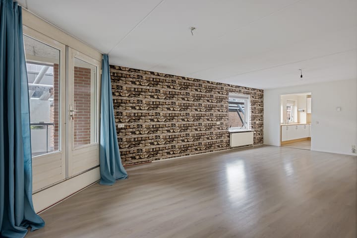 Photo 4 of de Dam 21-A