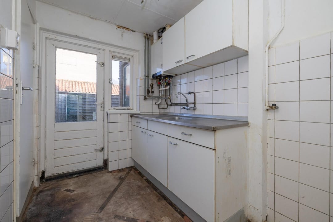 Photo 11 of Graaf Wichmanstraat 32