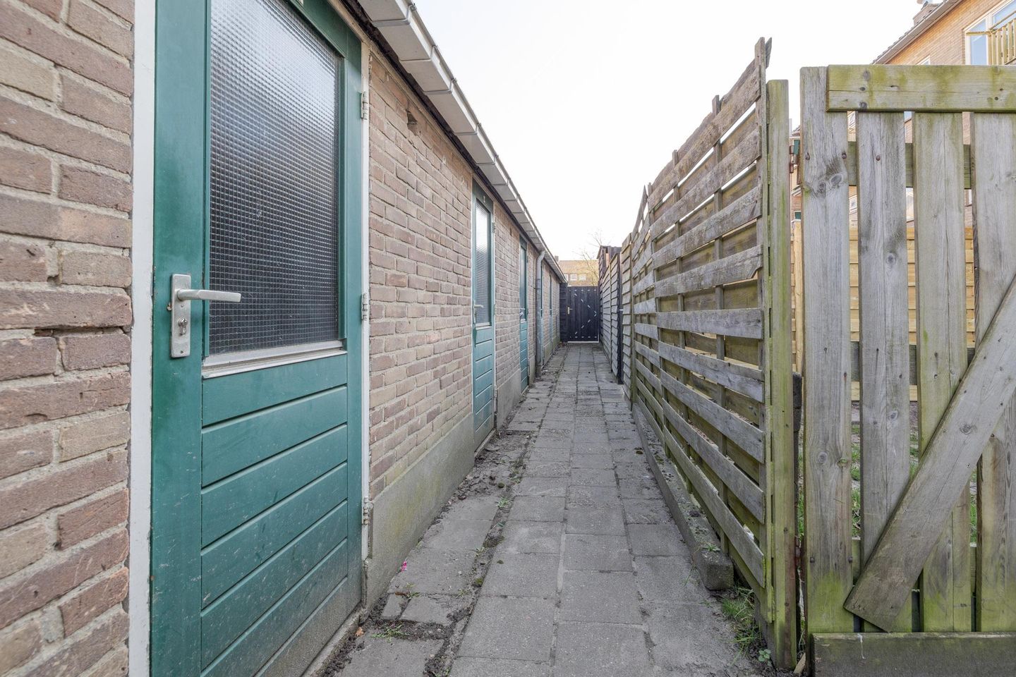 Photo 20 of Graaf Wichmanstraat 32