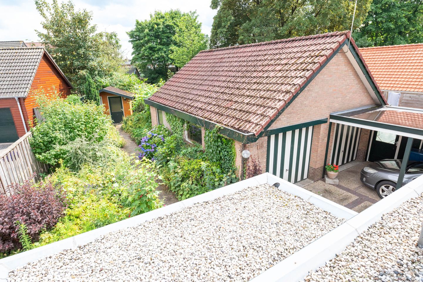 Foto 25 van Aluminiumweg 46