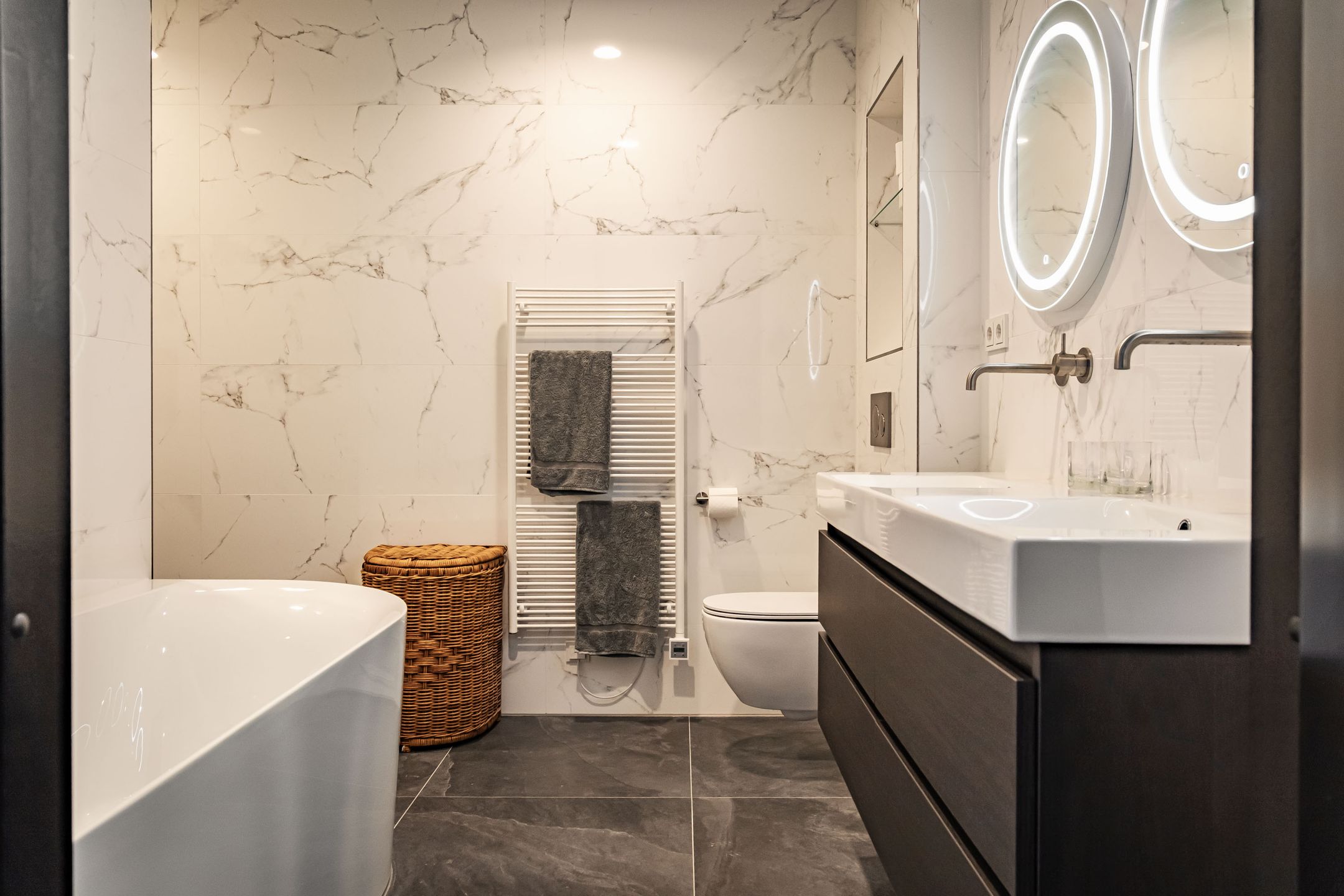 Photo 18 of Jan van Henegouwenweg 31