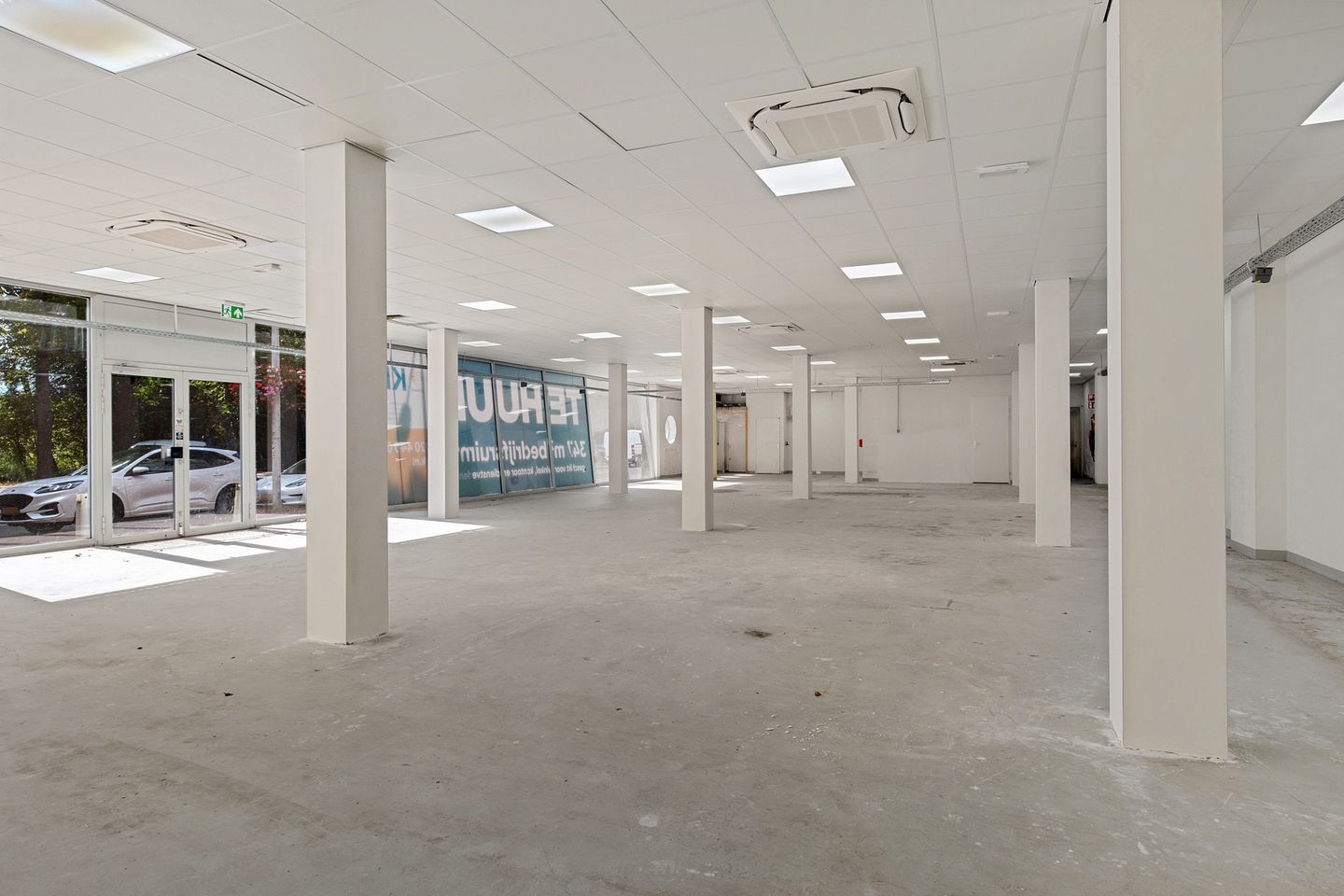Bekijk foto 3 van Kamerlingh Onneslaan 22
