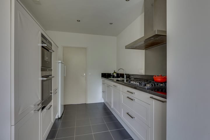 Foto 9 van Johan de Wittlaan 12