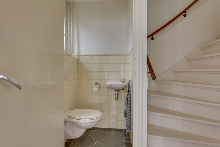 Foto 11 van Johan de Wittlaan 12