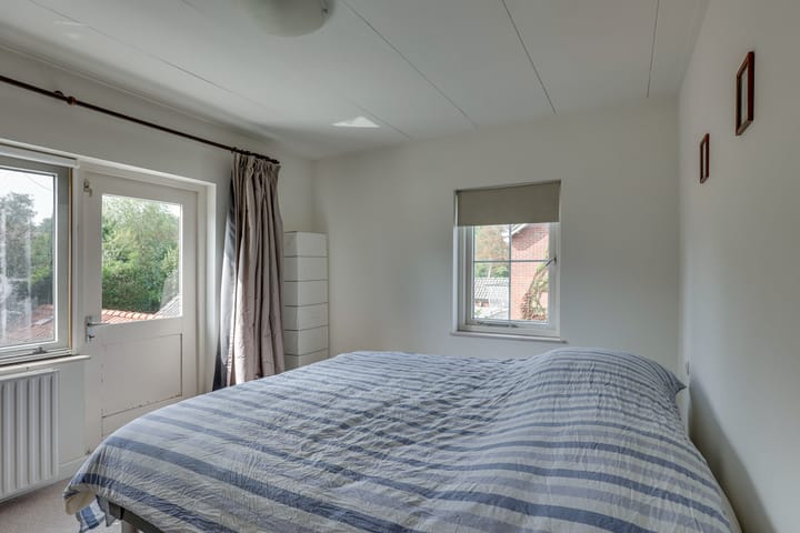 Foto 13 van Johan de Wittlaan 12