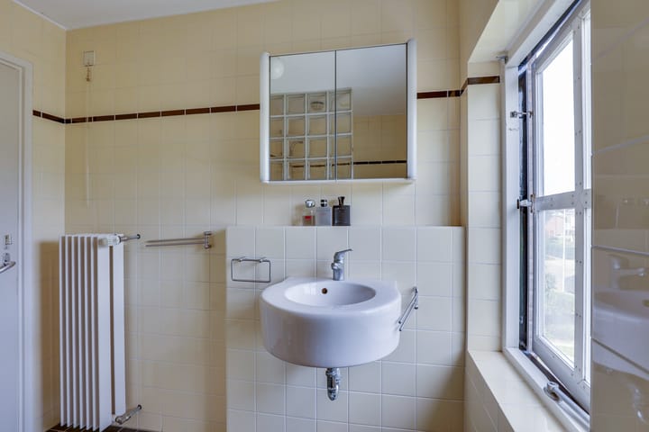 Foto 16 van Johan de Wittlaan 12