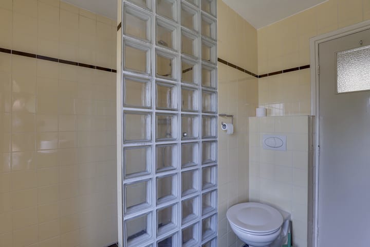 Foto 17 van Johan de Wittlaan 12