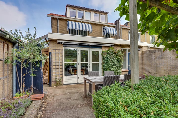 Foto 21 van Johan de Wittlaan 12