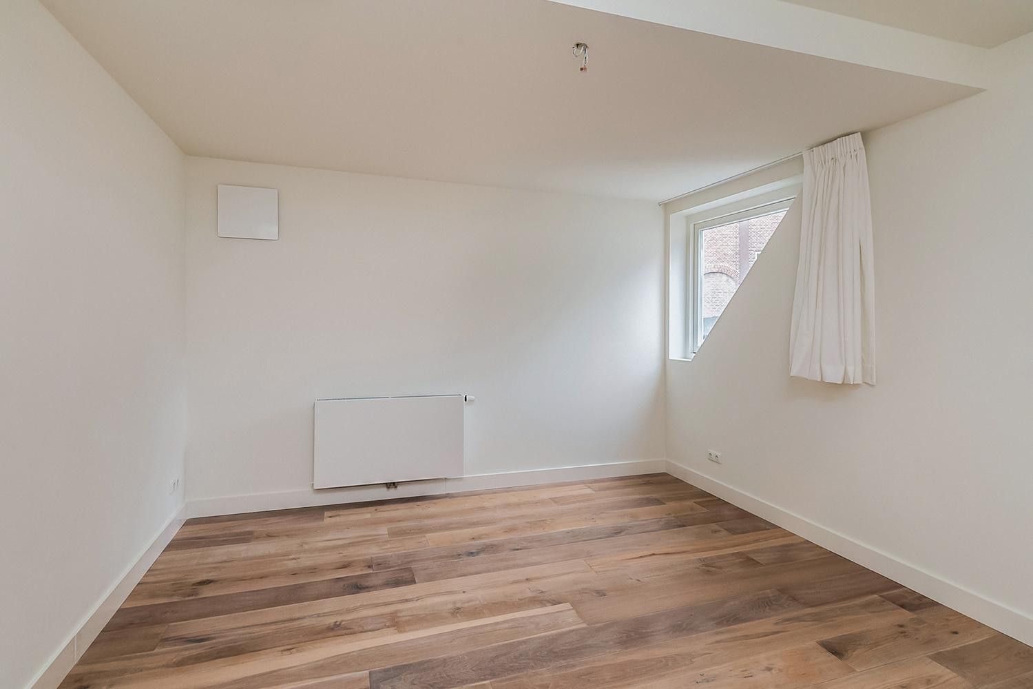 Foto 9 van Bakenessergracht 10-B