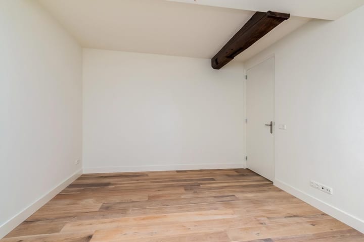 Photo 10 of Bakenessergracht 10-B