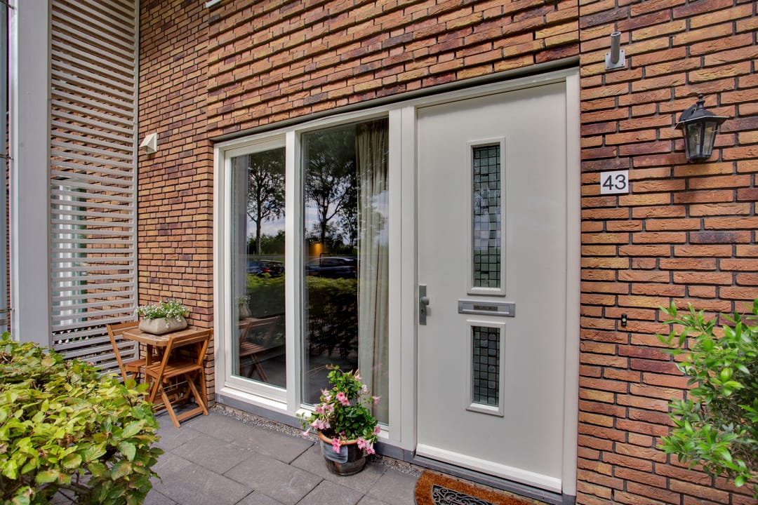 Photo 13 of Burgemeester Folkertslaan 43