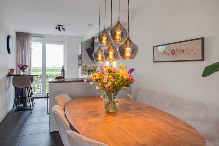 Photo 17 of Burgemeester Folkertslaan 43