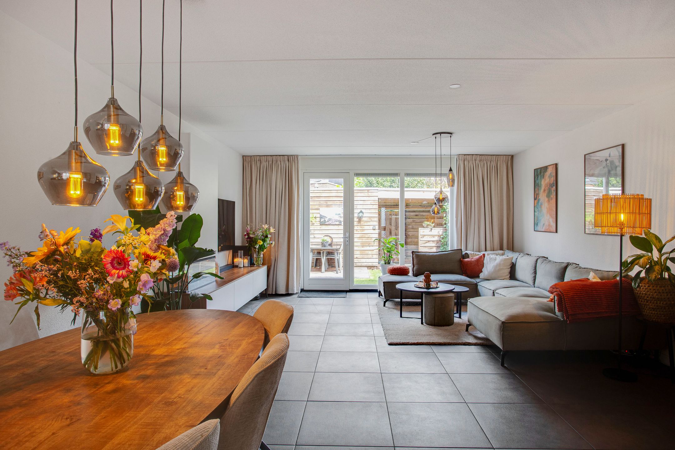 Photo 18 of Burgemeester Folkertslaan 43